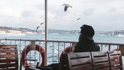 微密圈深度揭秘：秘闻风波背后，主持人在粉丝见面会的角色极其令人意外